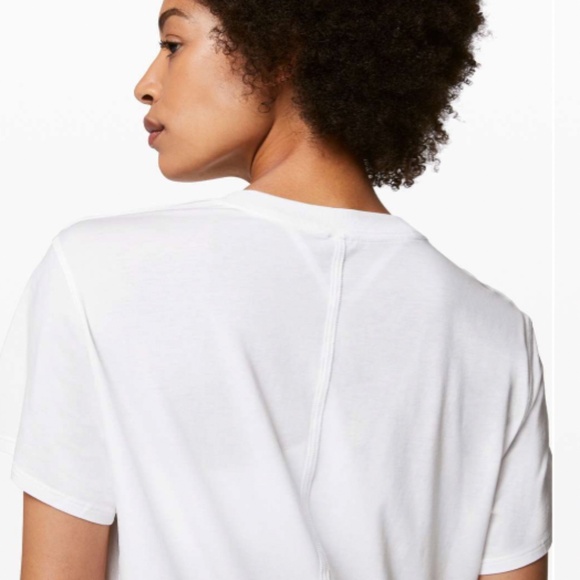 Lululemon All Yours Boyfriend Tee White?? Size 8 - Picture 2 of 5